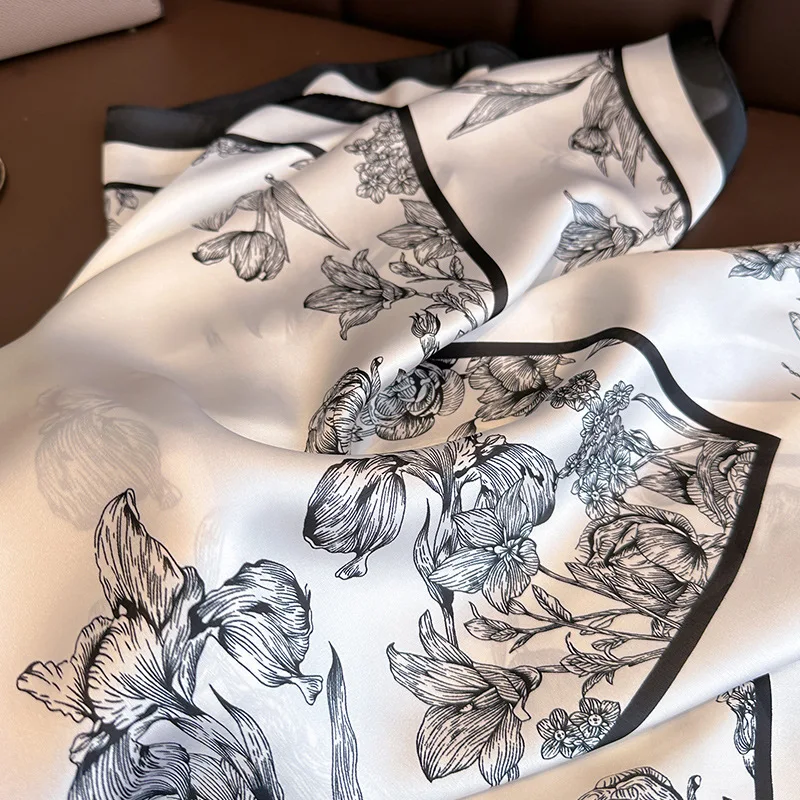 70*70 cm Lüks Çiçek Baskı Ipek - Luxury Bags China incelemesi ve fiyatı