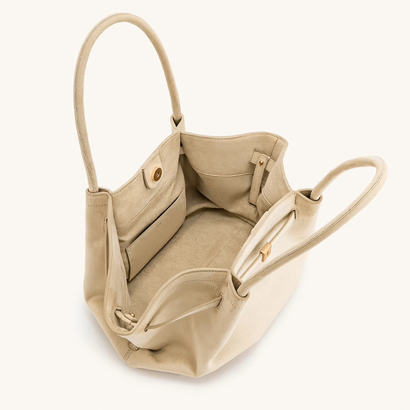 JW PEI Hana Sessiz Lüks Trapez - Luxury Bags That Are Vegan incelemesi ve fiyatı