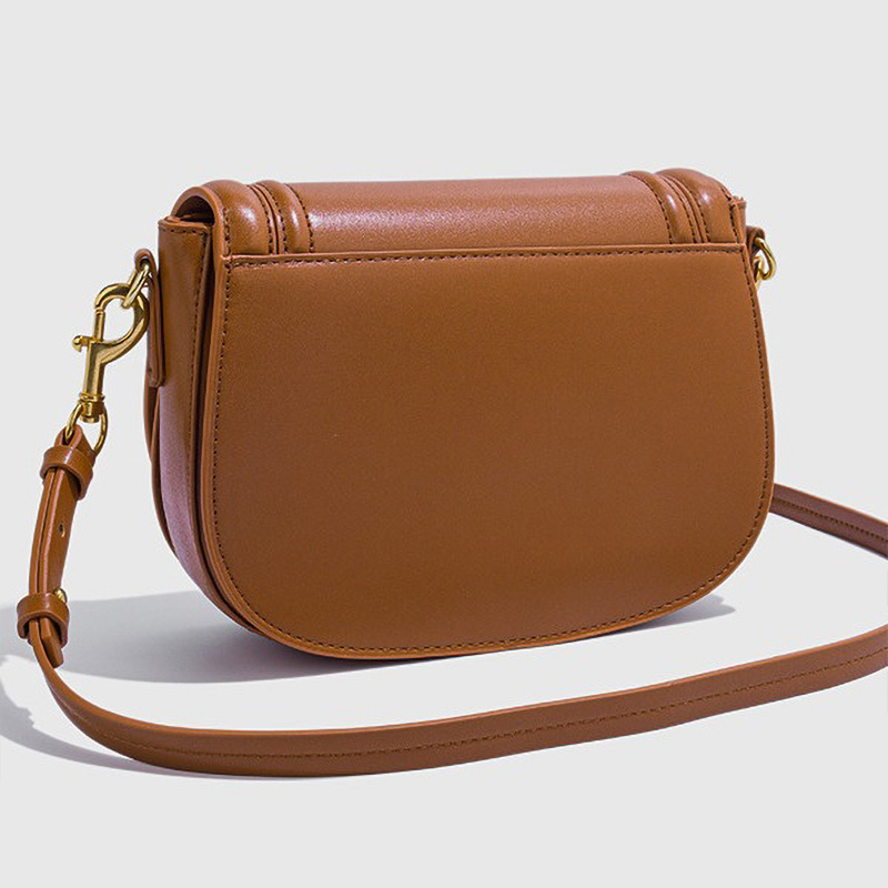 Minimalist Dikişli Eyer Çapraz - Luxury Bags That Are Vegan incelemesi ve fiyatı