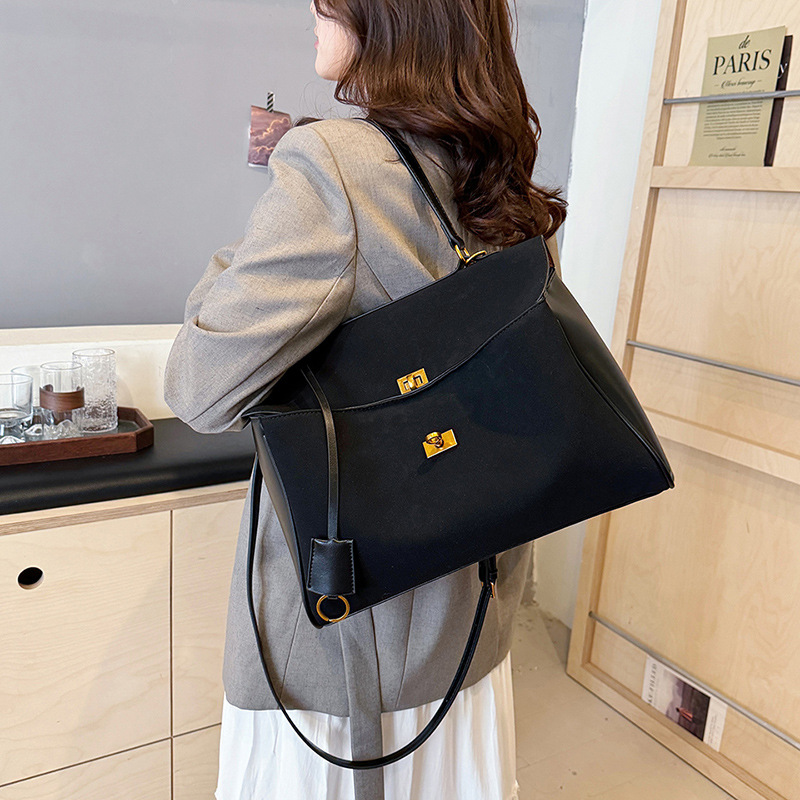 CGCBAG Vintage Tasarımcı Lüks  - Luxury Bags Brands incelemesi ve fiyatı