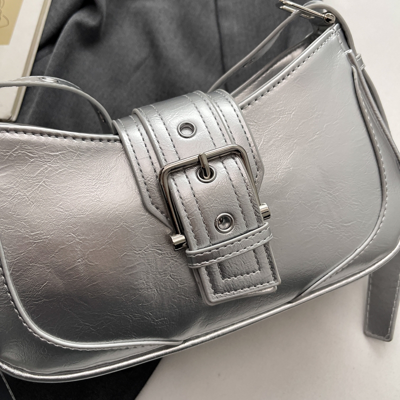 Vsper Kadınlar Için Koltuk Alt - Luxury Bags That Are Vegan incelemesi ve fiyatı