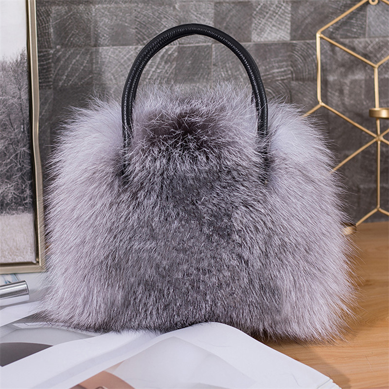 Yeni kadın giyim tasarımcısı m - Luxury Bags Brands incelemesi ve fiyatı