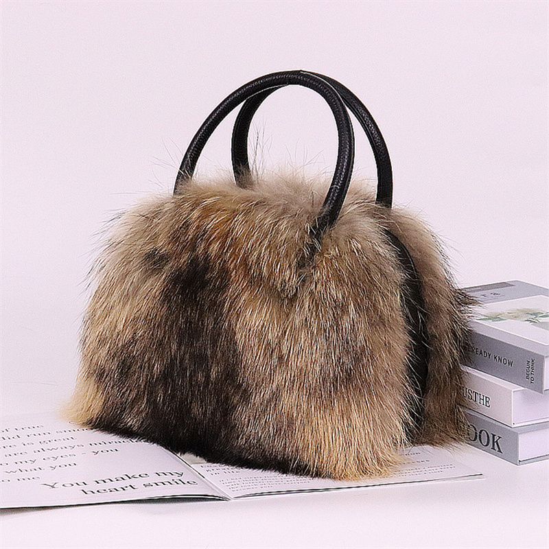 Yeni kadın giyim tasarımcısı m - Luxury Bags Brands incelemesi ve fiyatı