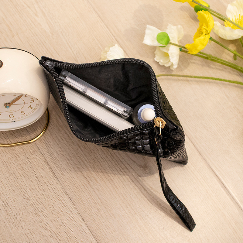 Timsah Desenli Vegan Deri Maky - Luxury Bags That Are Vegan incelemesi ve fiyatı